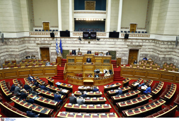 Βουλή - αναπτυξιακός νόμος