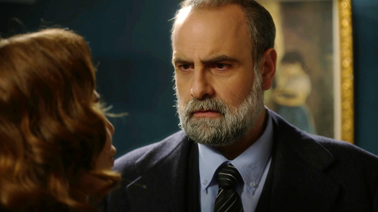 Άγιος Έρωτας: Η Χριστίνα προδίδει το μυστικό της Κατρίν στον Μαρκόπουλο