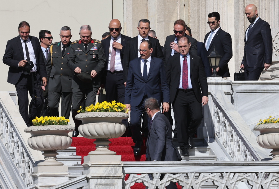 Αγεφύρωτο το χάσμα μεταξύ Ρωσίας και Ουκρανίας: Η επόμενη μέρα μετά τον νέο γύρο συνομιλιών – Οι όροι της Μόσχας, ο στόχος του Κιέβου και οι πιέσεις Τραμπ