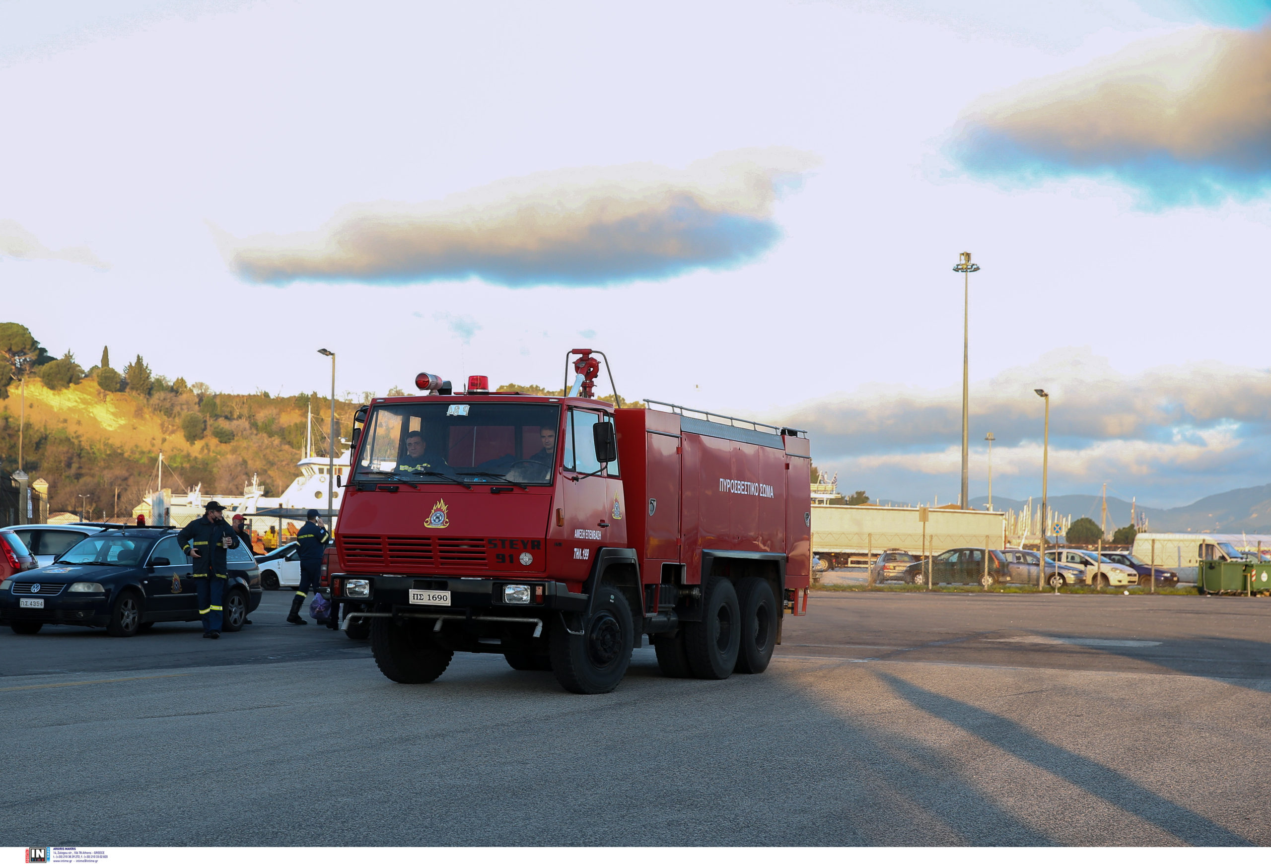 Κέρκυρα: Φωτιά στο αντλιοστάσιο της ΔΕΥΑΚ – Χωρίς νερό η πόλη