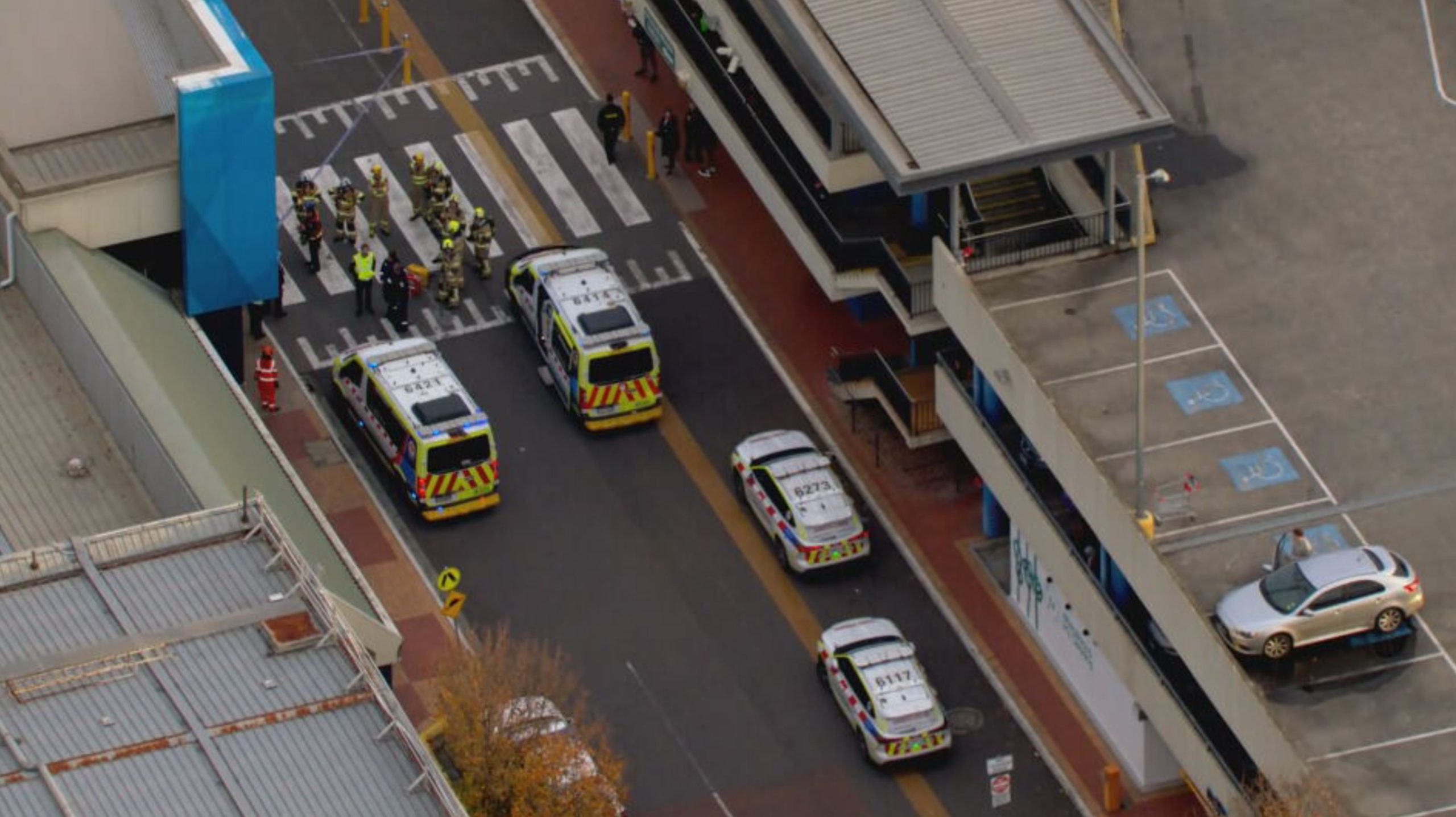 Συναγερμός στη Μελβούρνη: Αυτοκίνητο εισέβαλε σε μεγάλο εμπορικό κέντρο – «Ακούγονταν κραυγές»