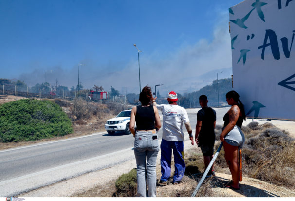 φωτιά Παλαιά Φώκαια, σπίτια