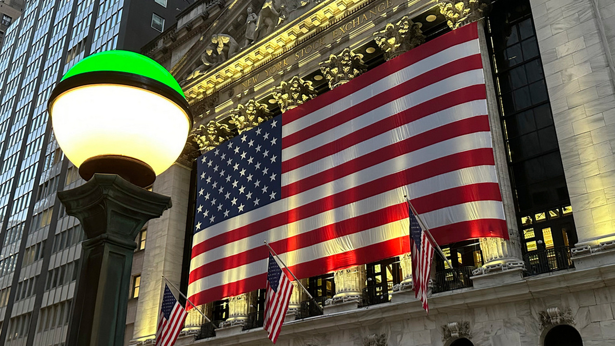 Financial Times: Ο πρόεδρος της Fed δήλωσε ότι υπάρχουν 50% πιθανότητες οι δασμοί του Ντόναλντ Τραμπ να οδηγήσουν σε μια διαρκή έκρηξη πληθωρισμού