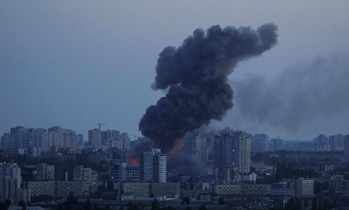 Ρωσία: Ουκρανική επίθεση με drone προκάλεσε φωτιά σε χημικό εργοστάσιο στην περιοχή Τούλα – Δυο τραυματίες