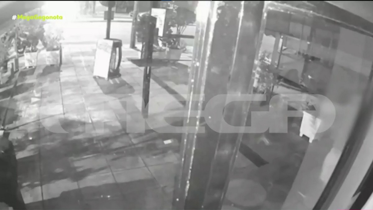 Λεωφόρος Αλεξάνδρας: Βίντεο ντοκουμέντο από διάρρηξη σε καφετέρια – «Στο 1 χιλιάρικο η ζημιά», λέει ο ιδιοκτήτης