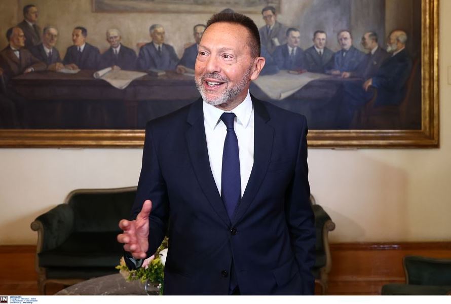 Γιάννης Στουρνάρας