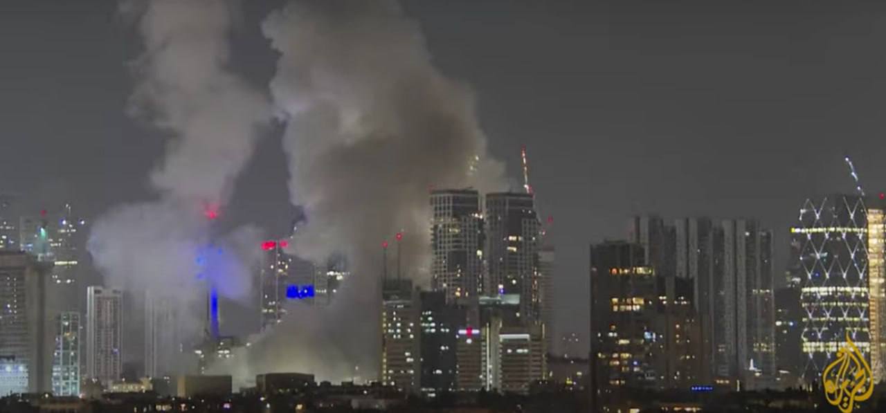 Ιράν: Με 100 πυραύλους «απαντά» στις επιθέσεις του Ισραήλ