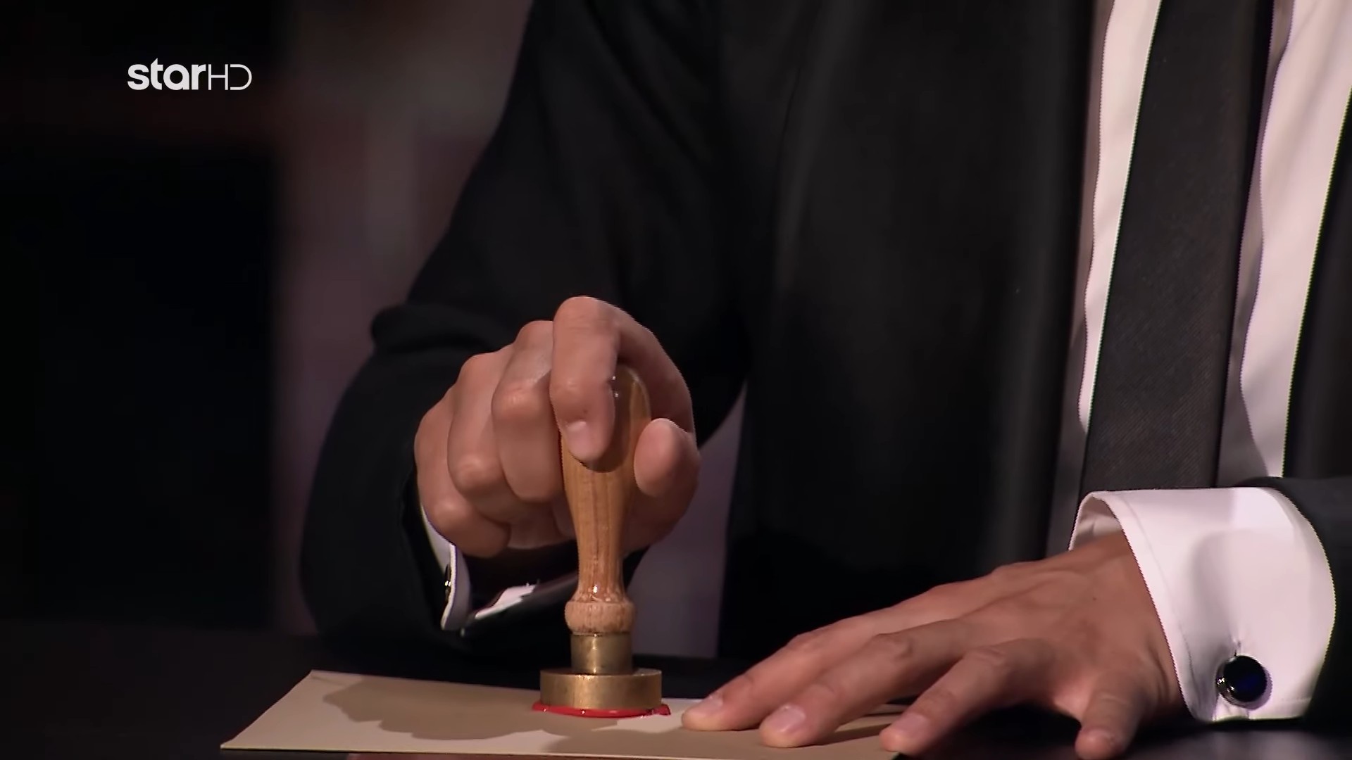 Τελικός MasterChef 2025: Η «εισβολή» των παλαιών παικτών, το απόλυτο ζητούμενο και η συγκίνηση στο πλατό