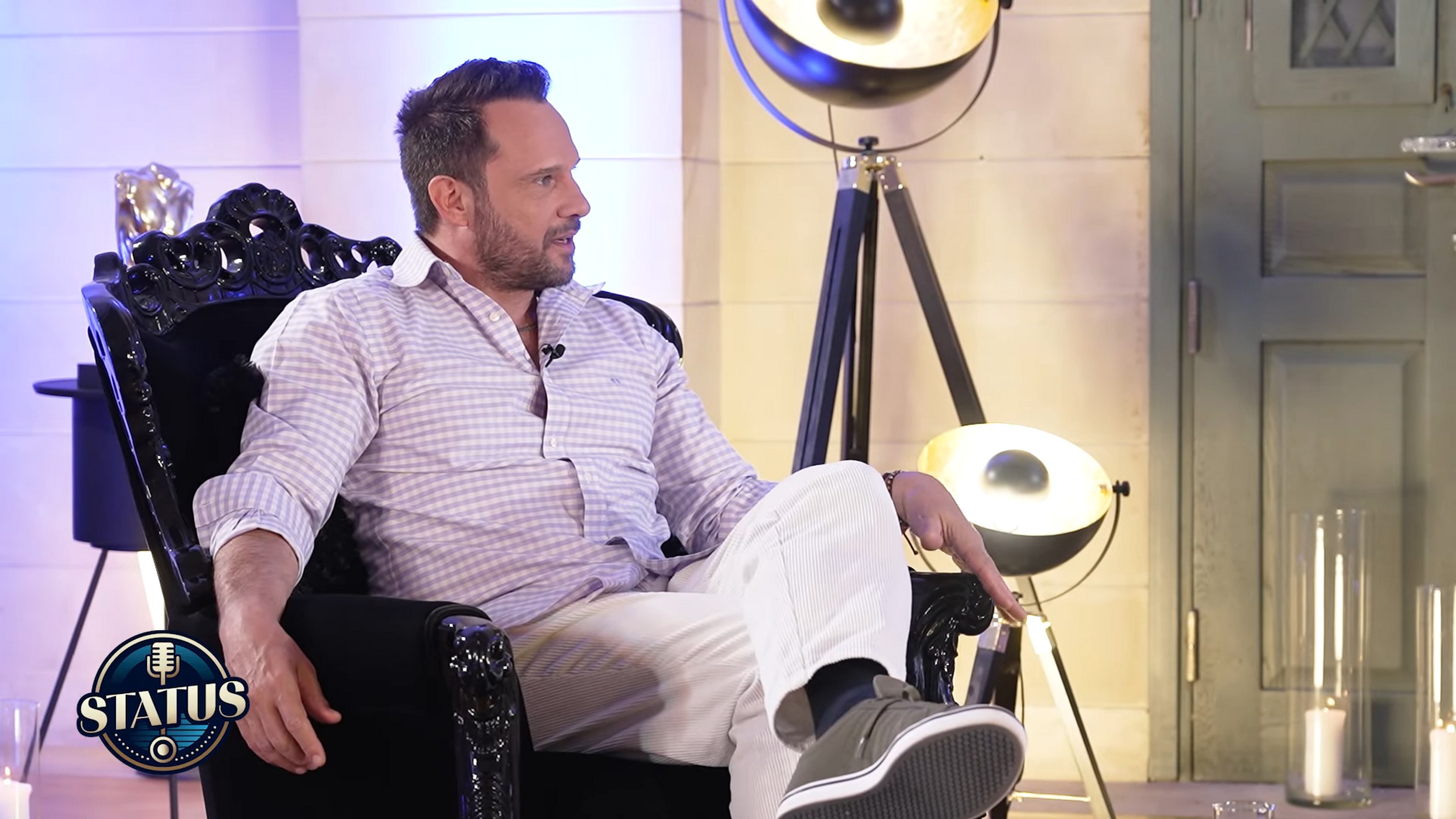 Μέμος Μπεγνής: «Δεν είμαι υπέρ των μακροχρόνιων σχέσεων, απλά τυχαίνει να κάνω μακροχρόνιες σχέσεις»