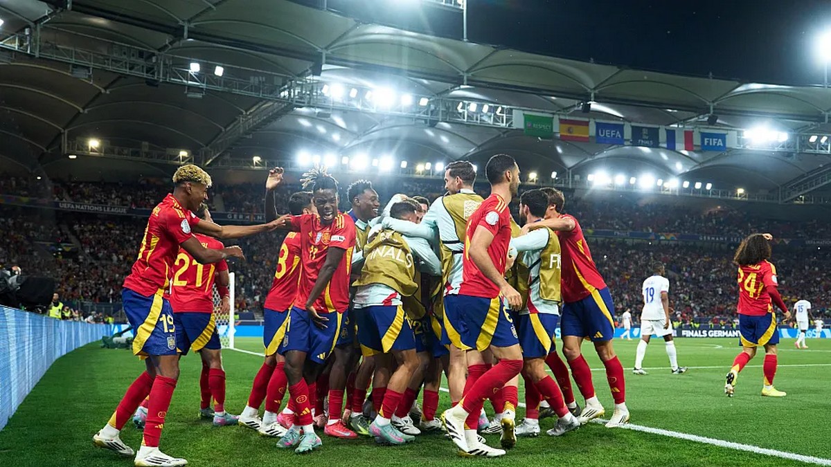 Nations League: Ποδοσφαιρικό υπερθέαμα στην Στουτγκάρδη – Η Ισπανία προηγήθηκε 4-0 και κέρδισε την Γαλλία με 5-4 – Με Πορτογαλία στον τελικό