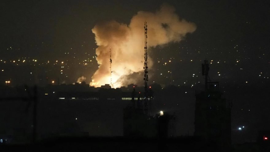 «Ο δρόμος προς την Τεχεράνη έχει ανοίξει»: Οι IDF ανακοίνωσαν ότι η Πολεμική Αεροπορία θα επιχειρεί ελεύθερα πάνω από την ιρανική πρωτεύουσα