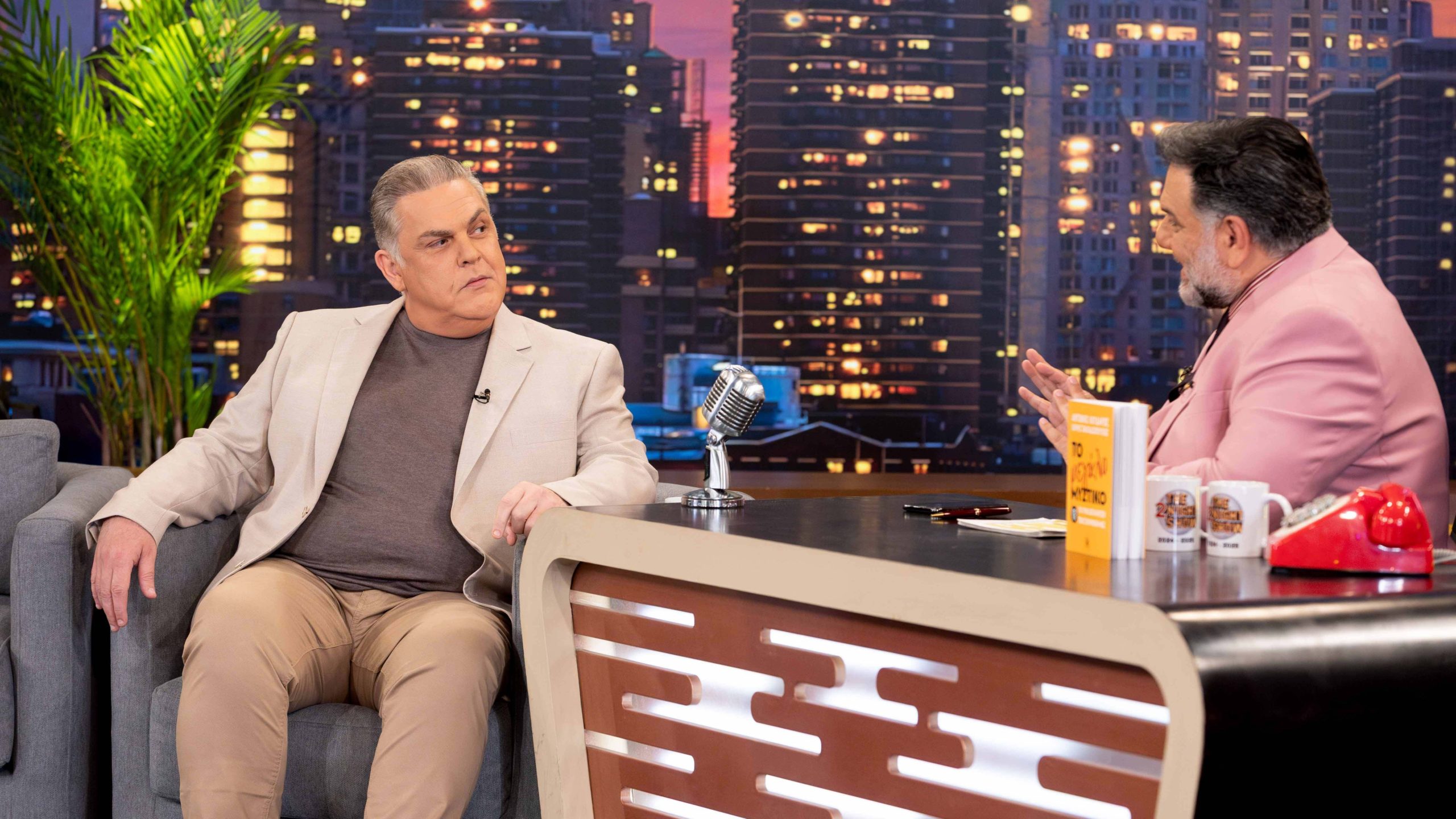 Αντώνης Λουδάρος: «Aρρώστησε η μητέρα μου και μέσα σε έναν χρόνο μας αποχαιρέτησε – Διαλύθηκε η οικογένεια»