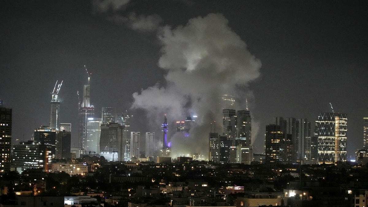 Μέση Ανατολή: Αναφορές για έναν νεκρό και πάνω από 40 τραυματίες από την επίθεση του Ιράν στο Ισραήλ