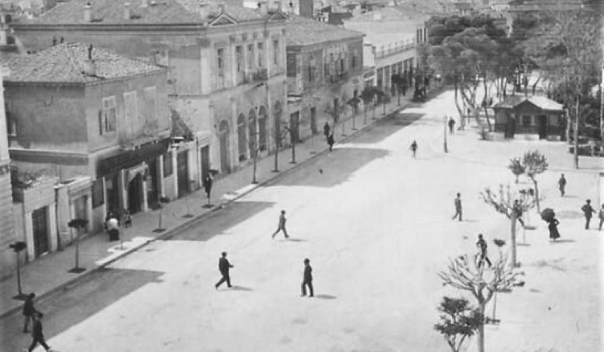 Κουίζ για την παλιά Αθήνα: Αναγνωρίζετε την πλατεία; Έχετε περάσει 100% από εκεί