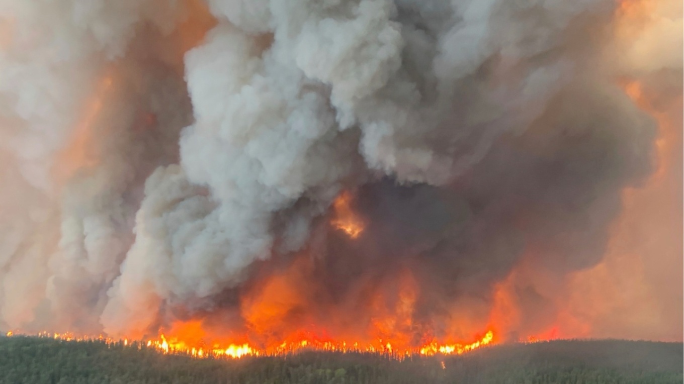 Μαίνονται τα πυρήνα μέτωπα στον Καναδά – Aποκαΐδια 35 εκατομμύρια στρέμματα