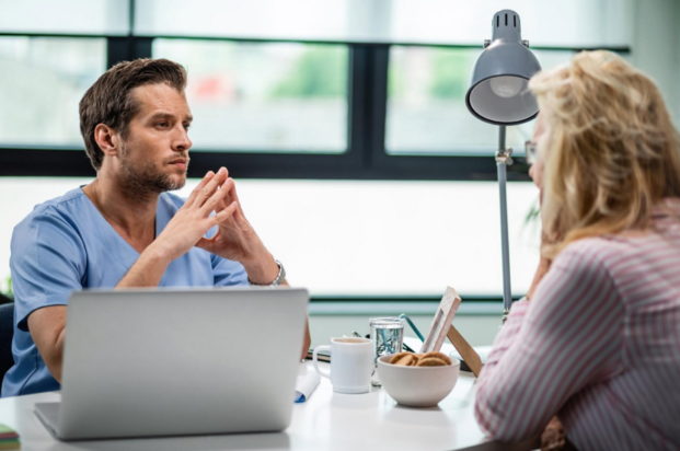 Καρκίνος του παγκρέατος: Γιατρός μοιράζεται τα 3 συμπτώματα της νόσου που «δεν πρέπει ποτέ να αγνοήσετε»