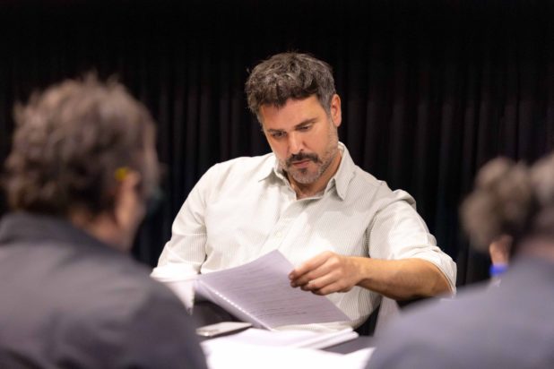 «Γιατί ρε πατέρα;»