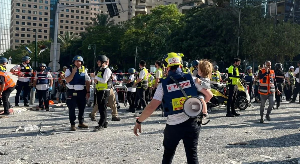Ισραήλ σωστικά συνεργεία ιρανικό χτύπημα