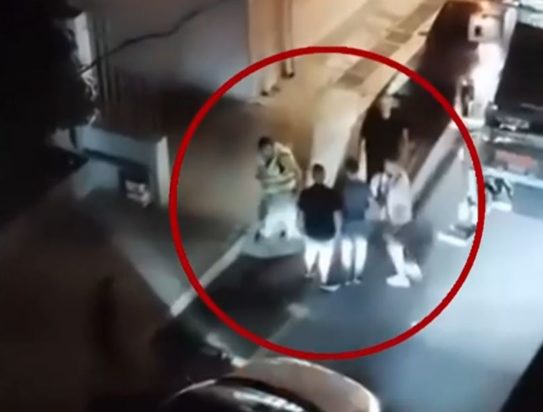 Κυψέλη, ξυλοδαρμός