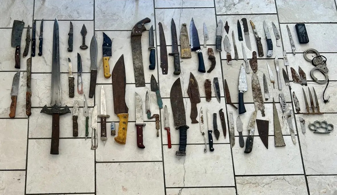 Λαμία: Ολόκληρο οπλοστάσιο βρέθηκε στο σπίτι του 42χρονου που συνελήφθη για την δολοφονία του 59χρονου – Η ανακοίνωση της ΕΛΑΣ