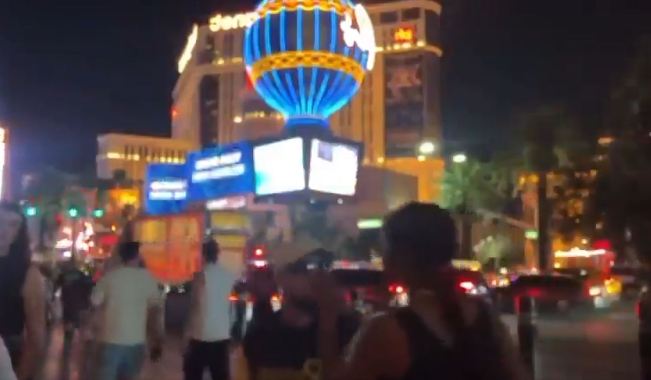 Λας Βέγκας: Η στιγμή των πυροβολισμών κοντά στα διάσημα σιντριβάνια Bellagio – Δείτε βίντεο