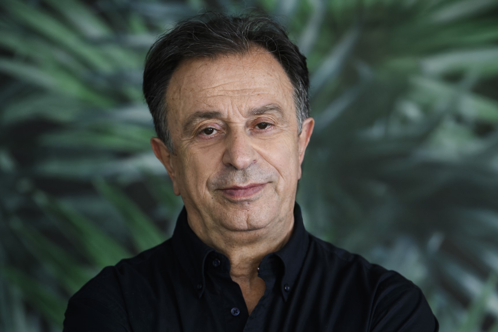 Θέμης Μουμουλίδης στο enikos.gr: «Ο κόσμος γέμισε ανεξέλεγκτους Κρέοντες που αυθαιρετούν και νομοθετούν απάνθρωπους νόμους»