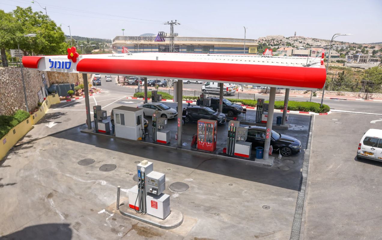 Ισραήλ: Προβλήματα στη ροή καυσίμων, μετά το πλήγμα στο διυλιστήριο της Χάιφα