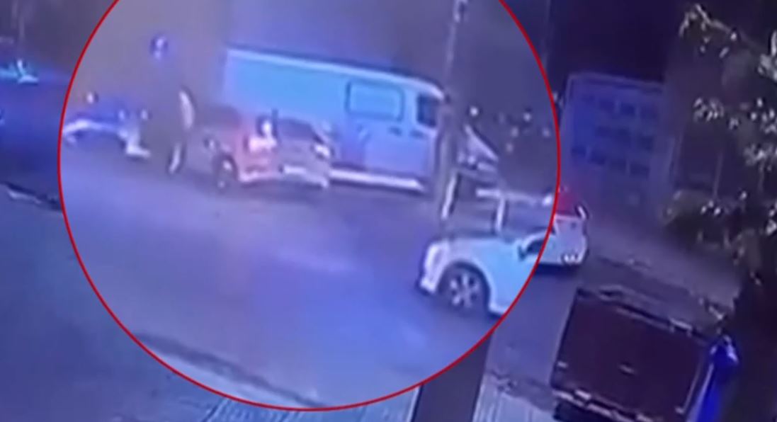 Πυροβολισμοί στο Περιστέρι: «Πεταχτήκαμε στα μπαλκόνια, νομίζαμε ότι ήταν πύραυλος» – Τι λέει αυτόπτης μάρτυρας