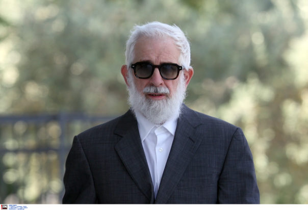 Πέτρος Φιλιππίδης