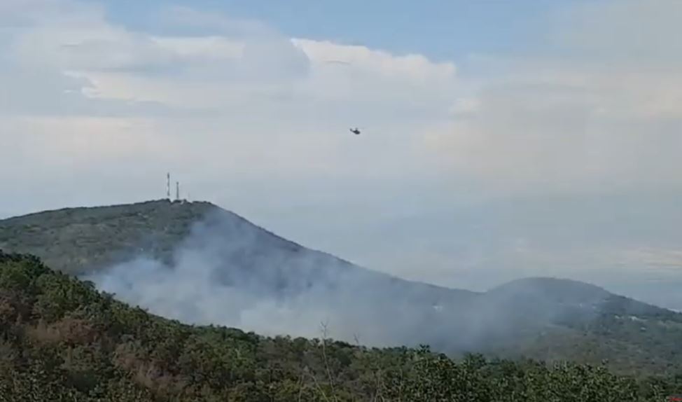 Φωτιά στις Σέρρες: Ενισχύθηκαν οι δυνάμεις της Πυροσβεστικής – Δείτε ΦΩΤΟ και ΒΙΝΤΕΟ 