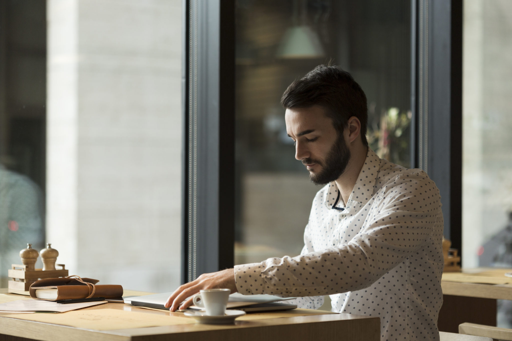 Άνδρας που έχασε 30 κιλά μοιράζεται την Νο1 πρακτική που τον βοήθησε στην απώλεια βάρους: «Είναι ένας ήπιος αλλά αποτελεσματικός τρόπος για να κάψετε λίπος»