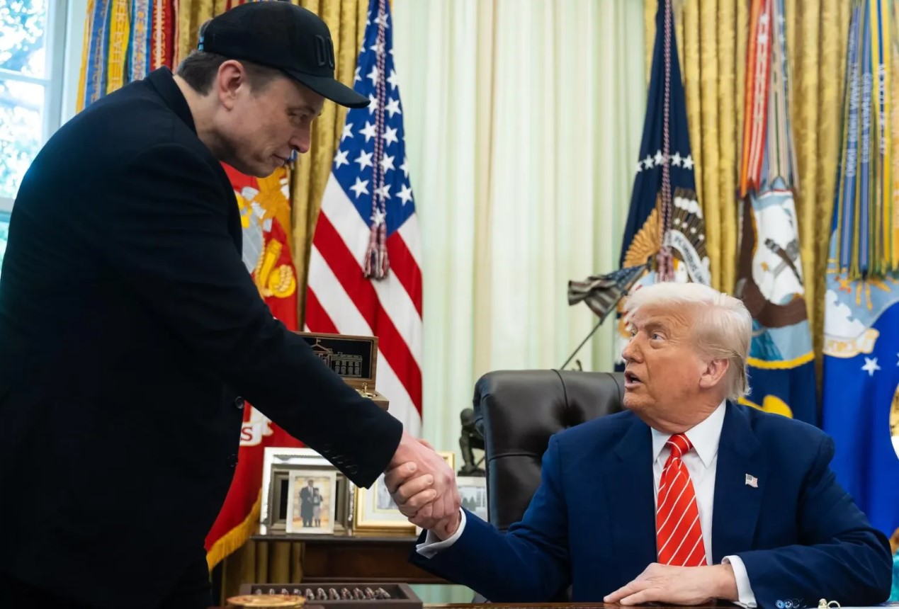 Ντόναλντ Τραμπ Έλον Μασκ