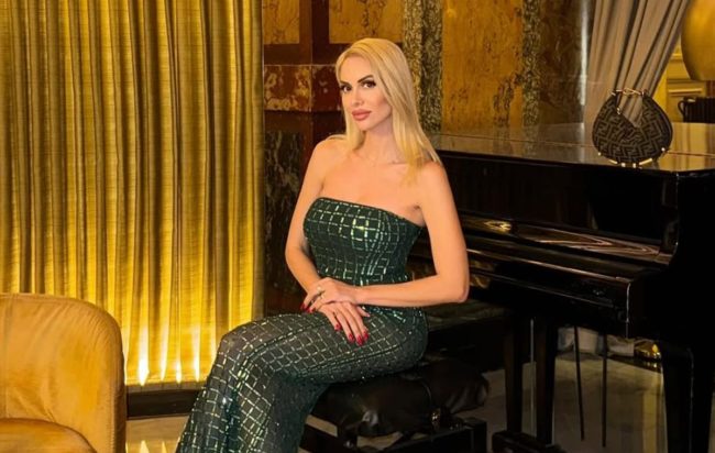 Τζούλια Κόλλια