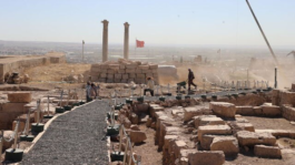 Ο σπάνιος πετρόχτιστος τάφος αποκαλύπτει τα μυστικά της δυναστείας. Φωτογραφία: ΑΑ