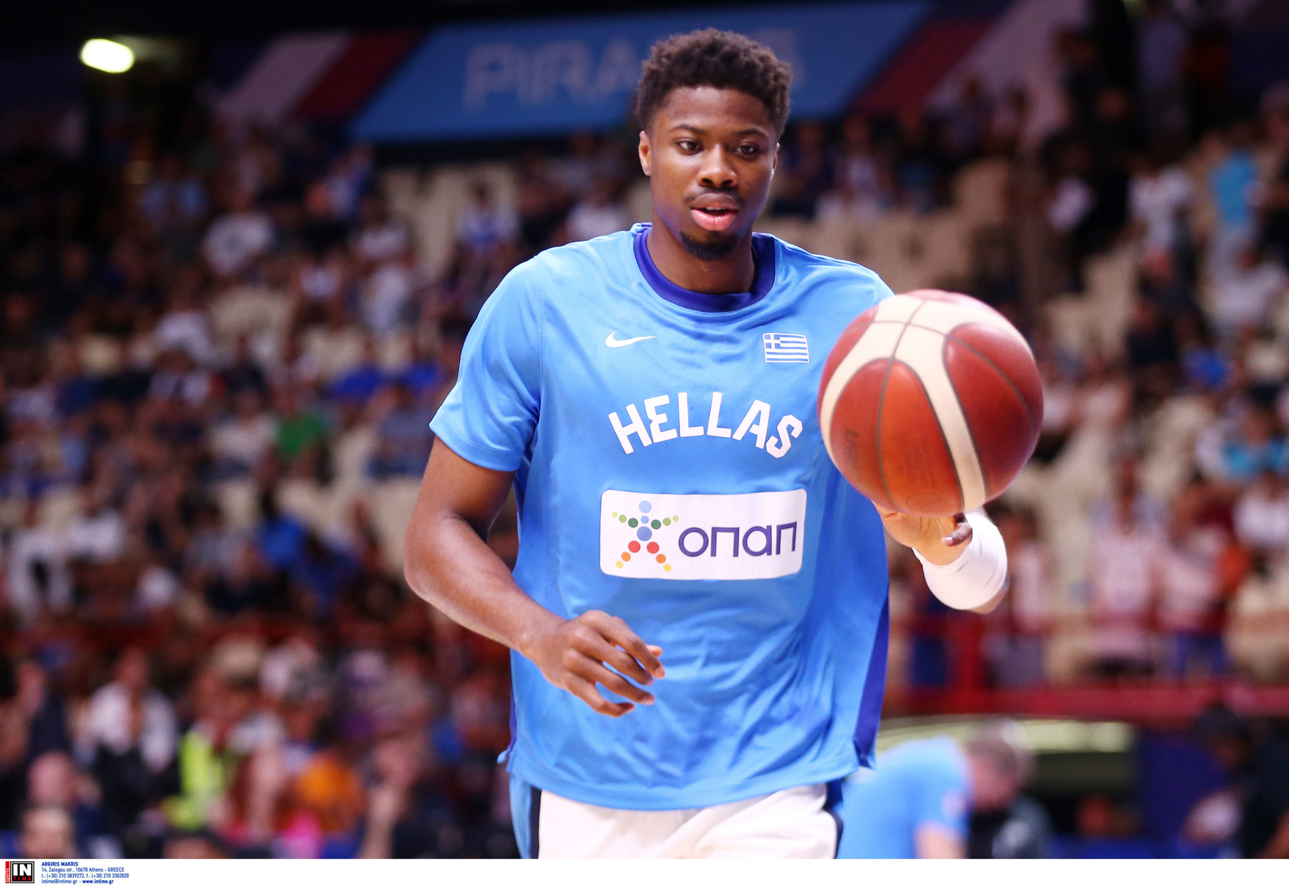 Ολυμπιακός: Συμφώνησε για διετές συμβόλαιο με τον Κώστα Αντετοκούνμπο