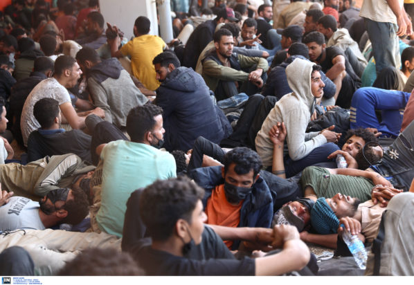 Πρόσφυγες, Κρήτη