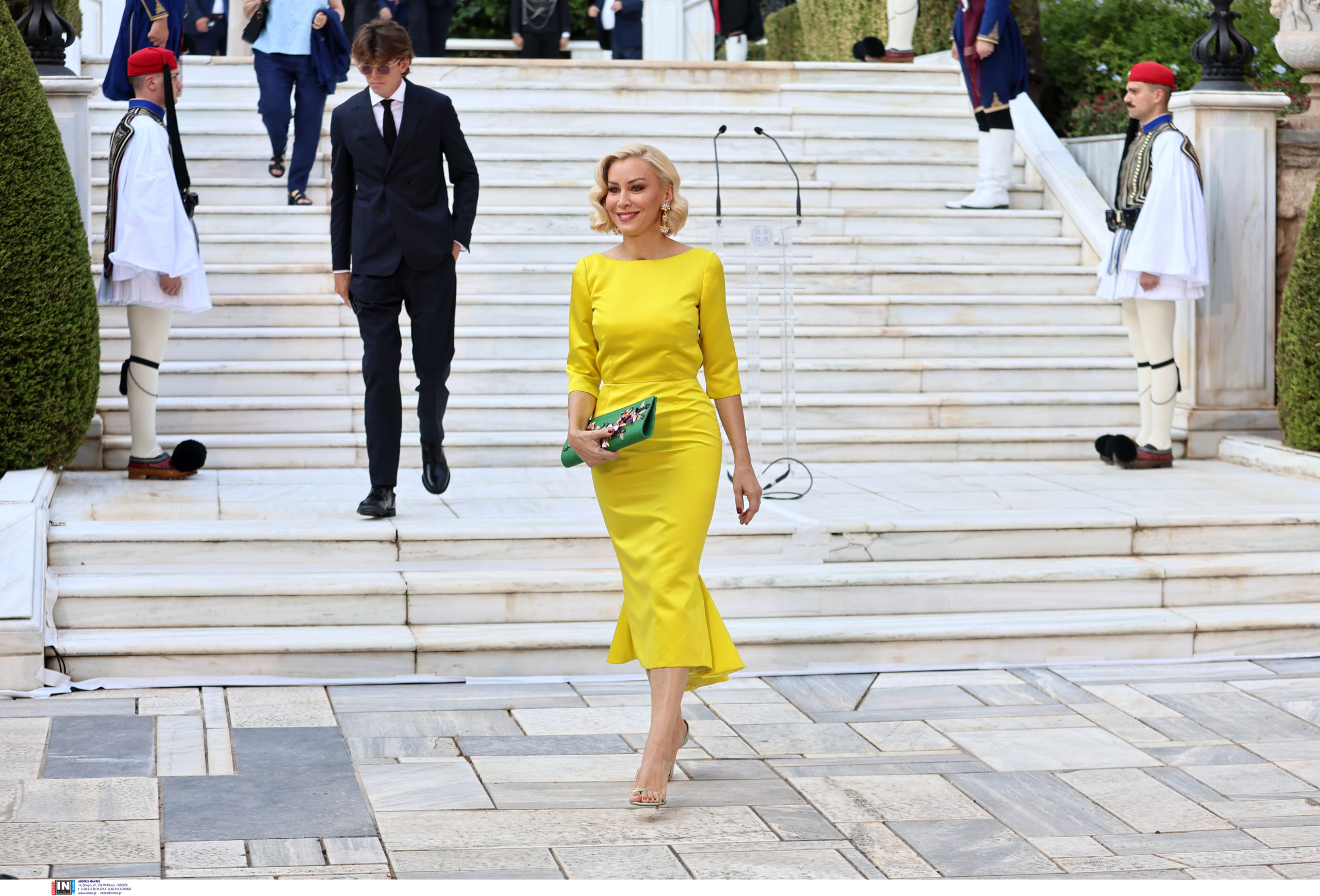 αποκατάσταση της δημοκρατίας, Προεδρικό Μέγαρο, δεξίωση 