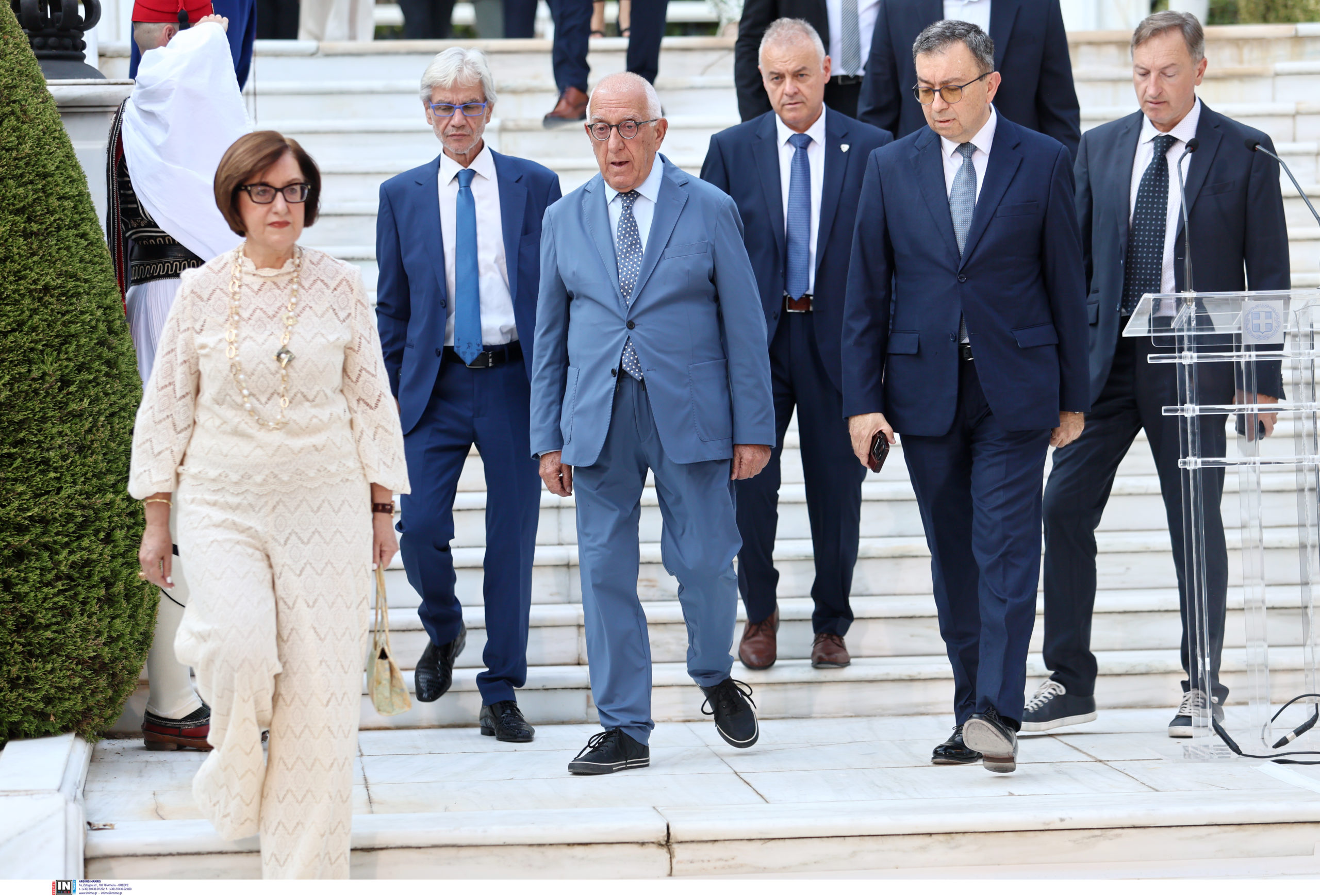 αποκατάσταση της δημοκρατίας, Προεδρικό Μέγαρο, δεξίωση 