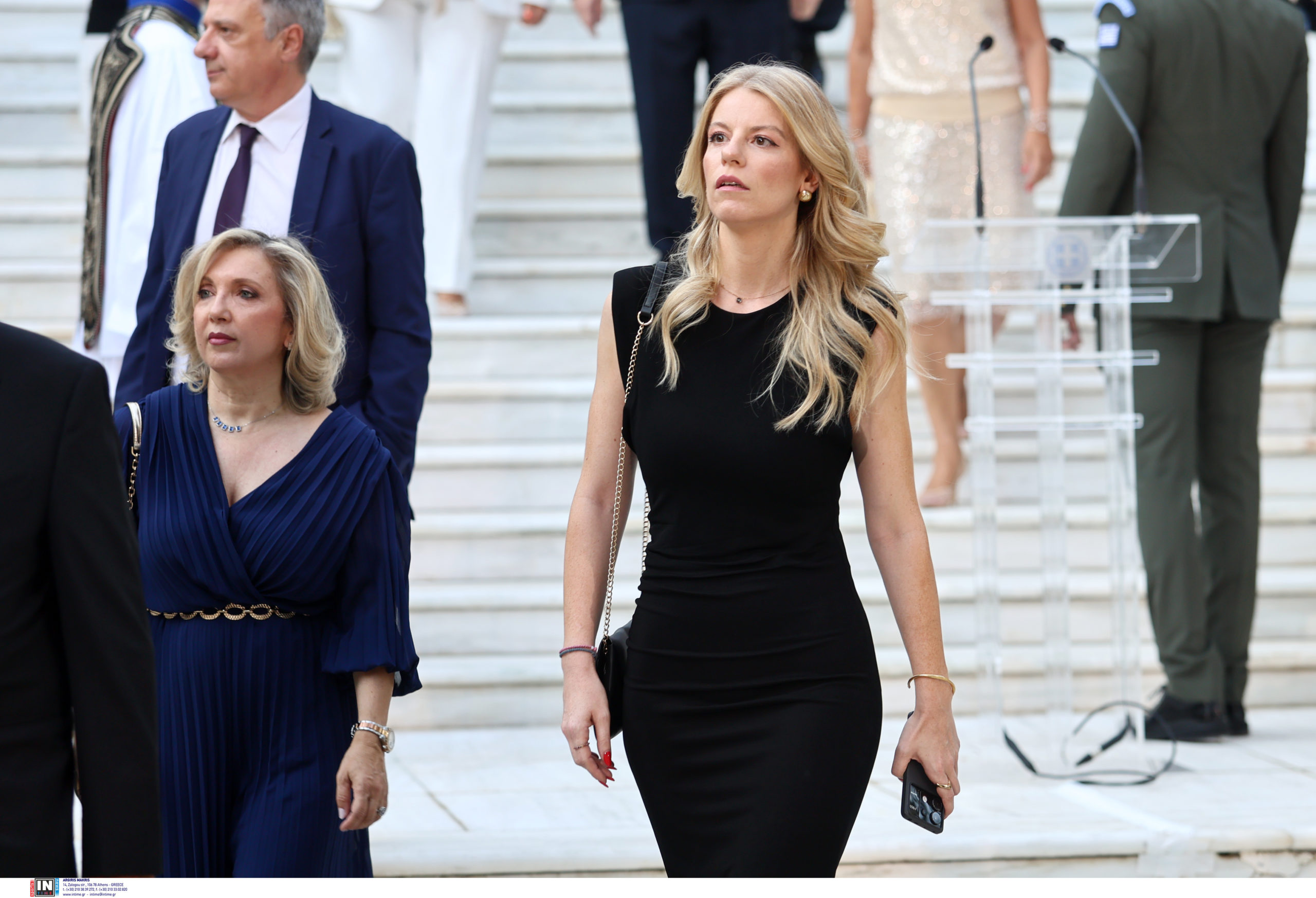 αποκατάσταση της δημοκρατίας, Προεδρικό Μέγαρο, δεξίωση 