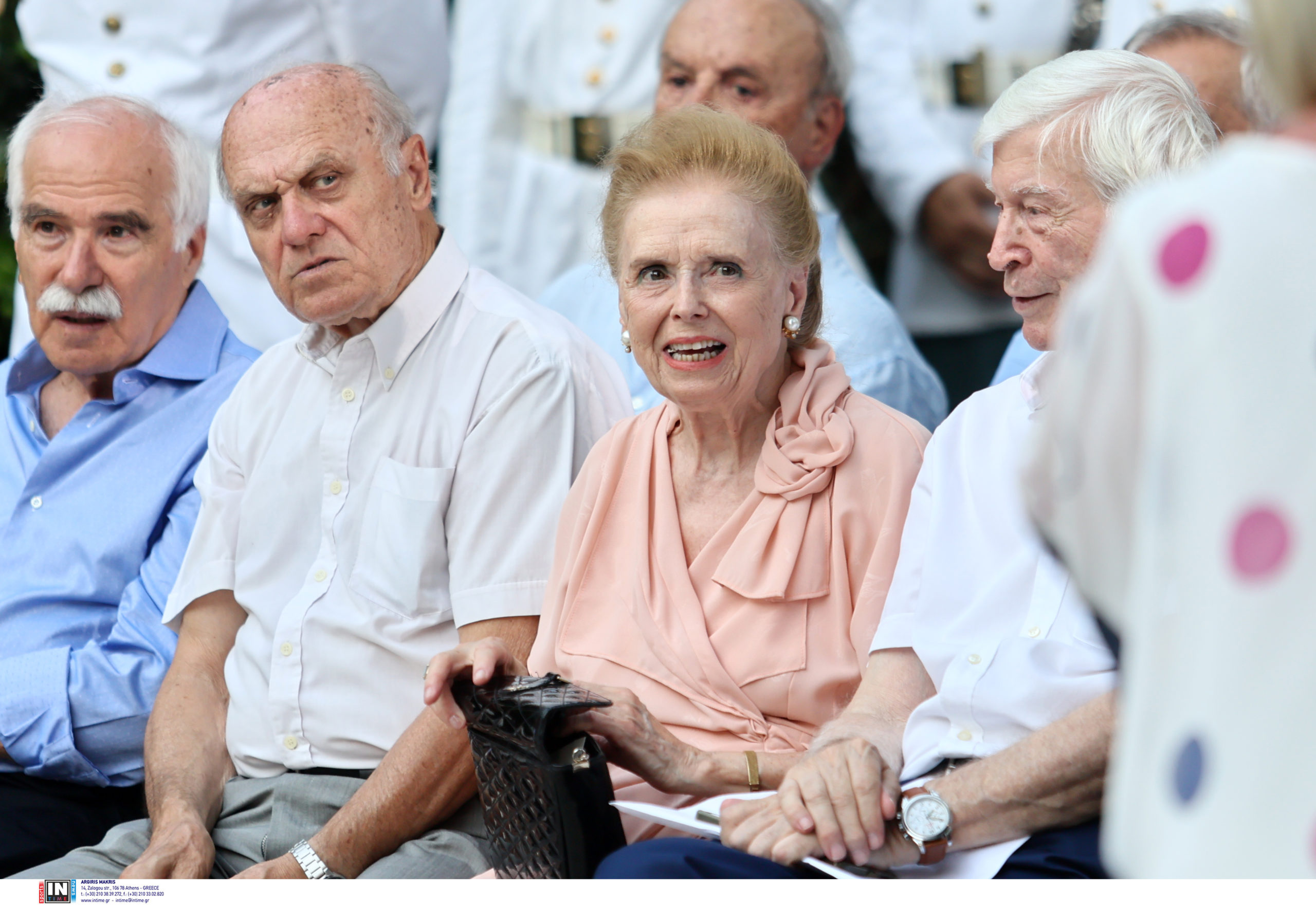 αποκατάσταση της δημοκρατίας, Προεδρικό Μέγαρο, δεξίωση 