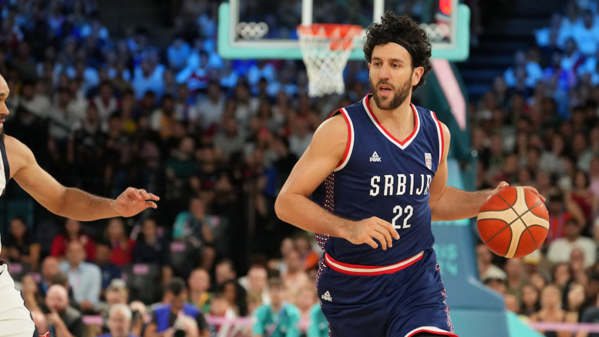 Ολυμπιακός: «Έντονος θόρυβος για συμφωνία τριών ετών με τον Βασίλιε Μίσιτς», λέει Ισπανός δημοσιογράφος