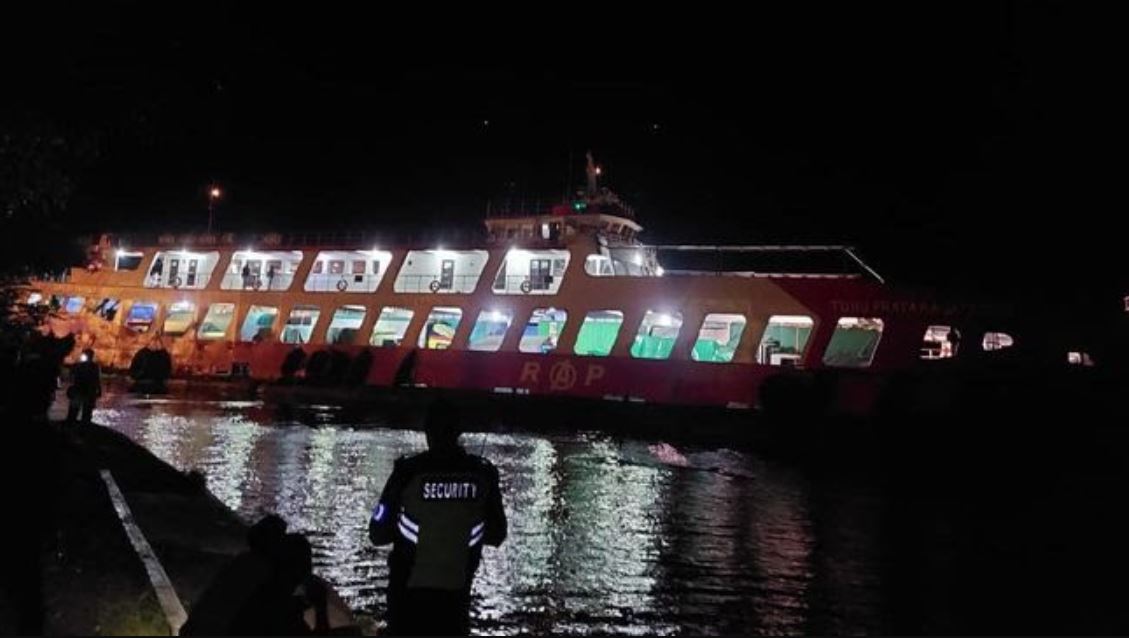 ΜΠΑΛΙ ΝΑΥΑΓΙΟ