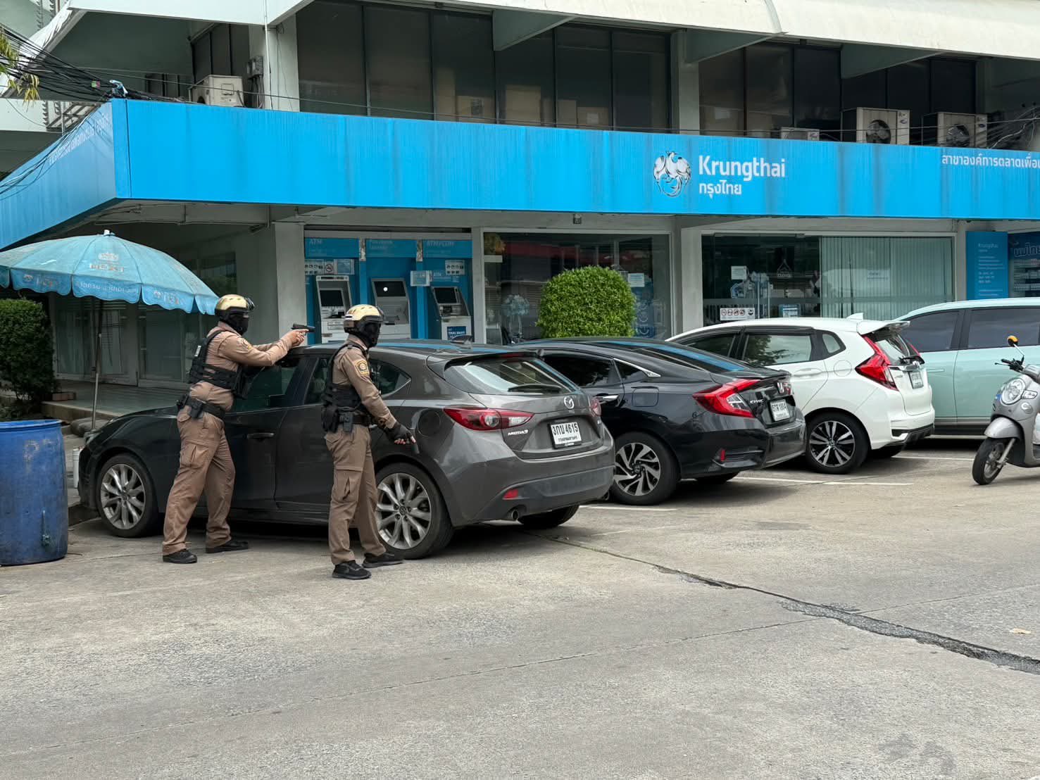 Ταϊλάνδη: Τουλάχιστον 6 νεκροί από πυροβολισμούς σε αγορά της Μπανγκόκ