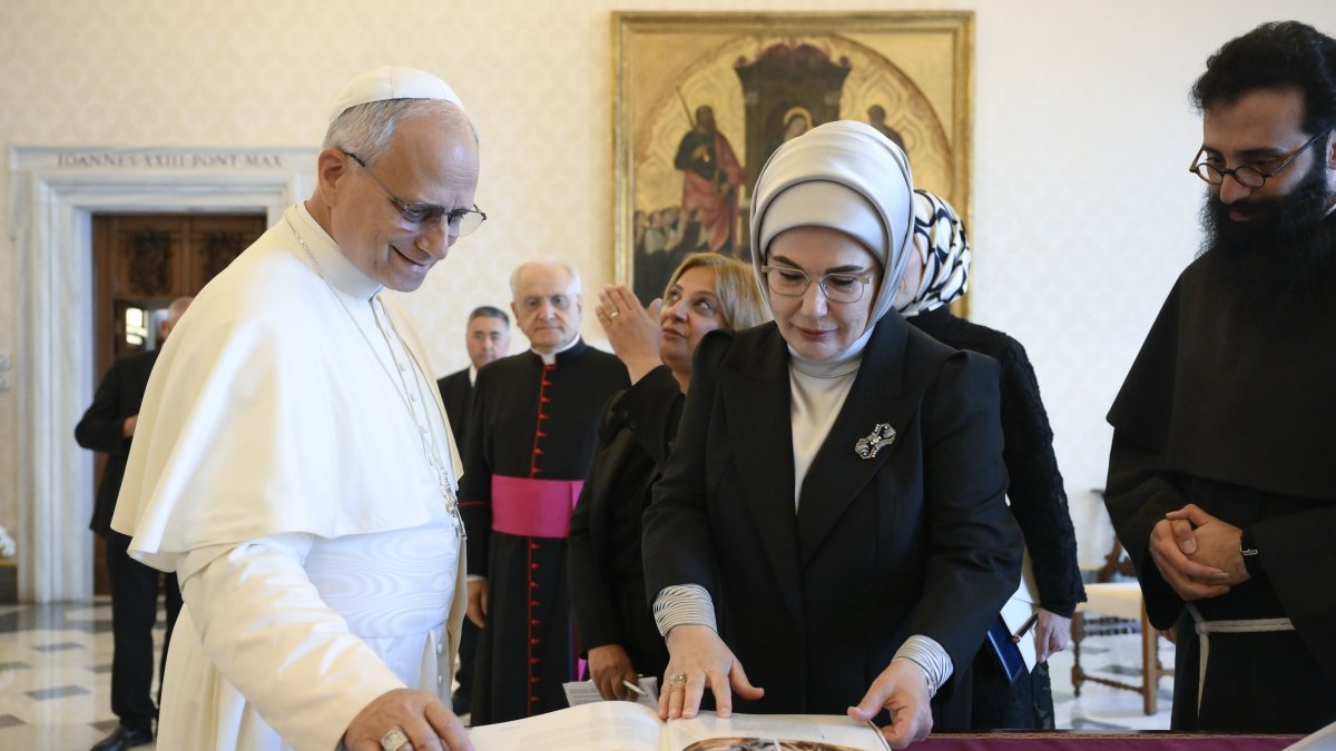 Βατικανό: Συνάντηση με τον Πάπα είχε η Εμινέ Ερντογάν