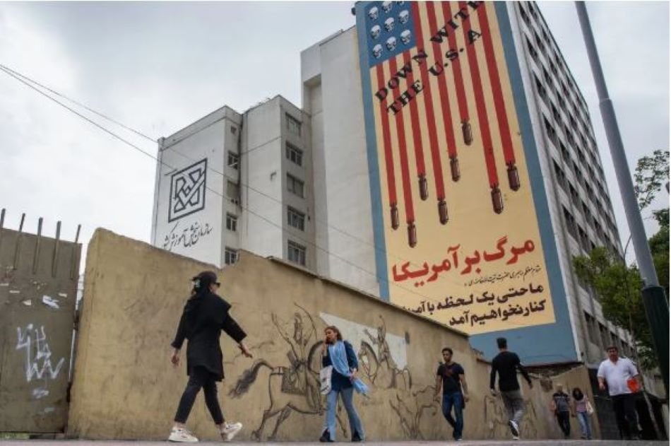 Μέση Ανατολή: Οι βομβαρδισμοί Τραμπ εμπόδισαν τελικά την Τεχεράνη να αποκτήσει πυρηνικά όπλα; Τι απαντούν σε ανάλυση οι New York Times