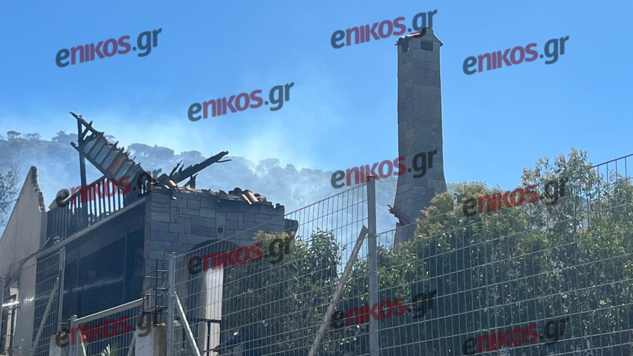 Σε ύφεση η φωτιά στο Κορωπί – Ζημιές σε σπίτια, εκκενώθηκαν 3 περιοχές