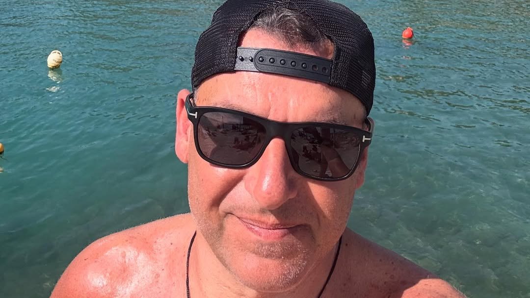 Γιώργος Λιάγκας: Περήφανος μας δείχνει το νέο του… φουσκωτό – ΦΩΤΟ