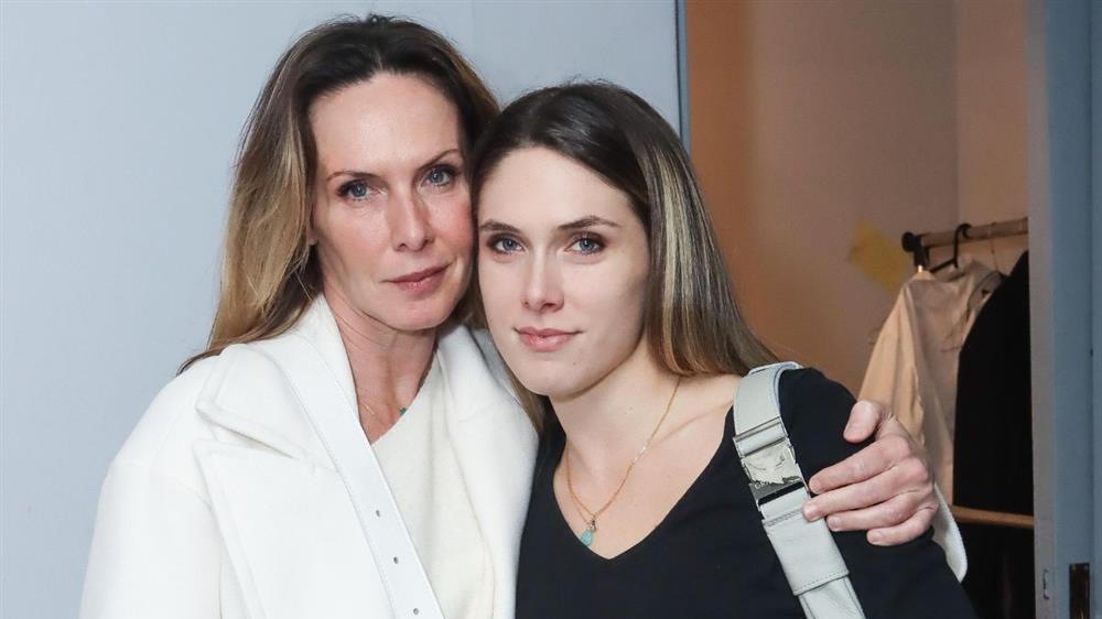 Εβελίνα Παπούλια – Αφροδίτη Λιάντου: Διακοπές μαζί με τους συντρόφους τους