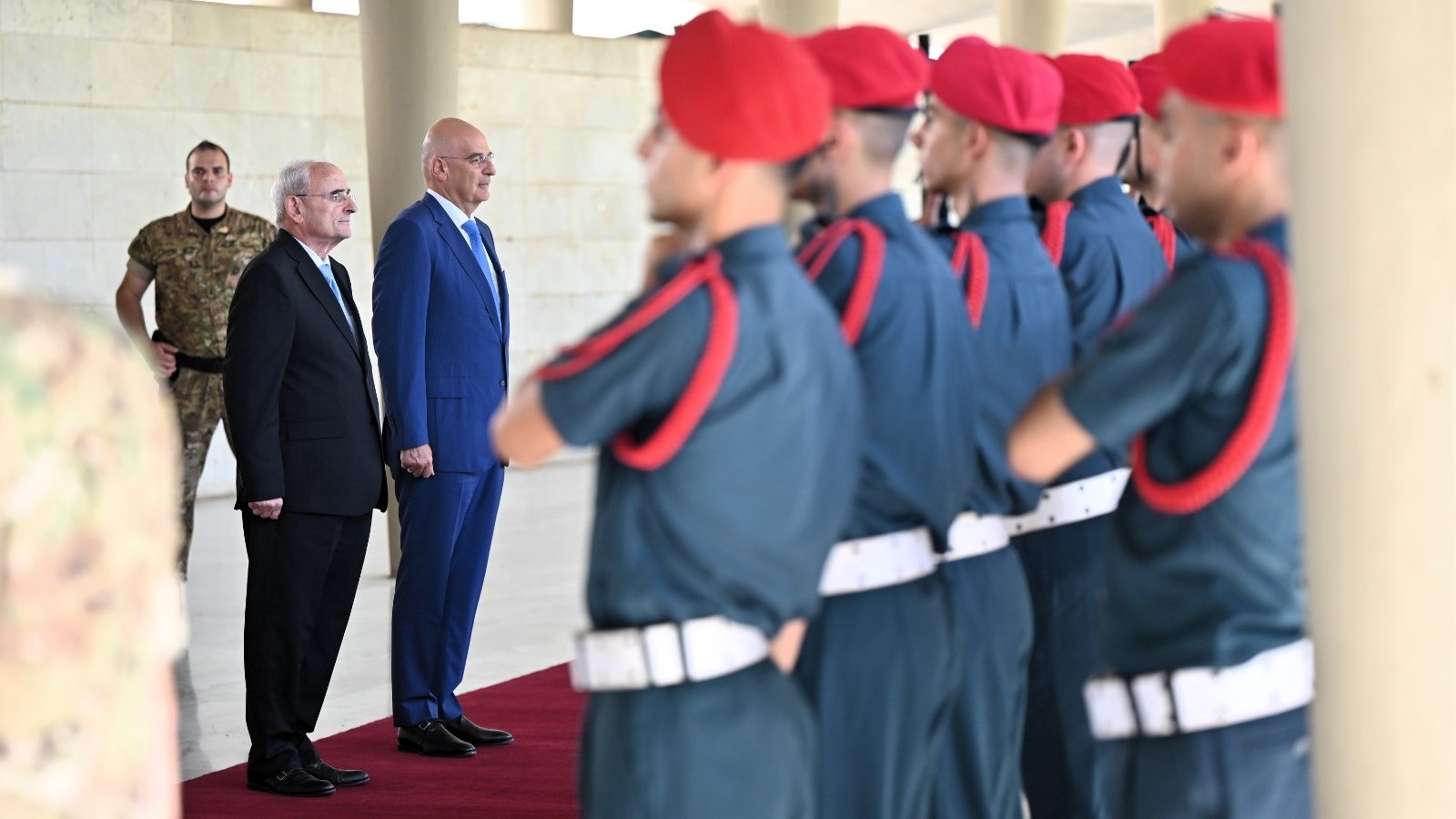 Η Ελλάδα στέλνει στον Λίβανο Μ113 και ελικόπτερα Huey για την προστασία των Χριστιανών