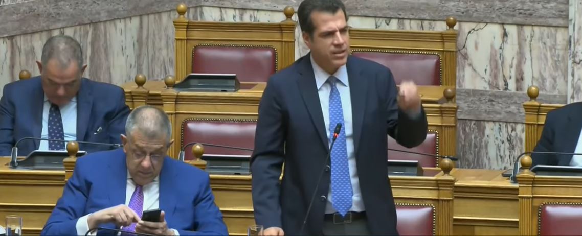 Βουλή: Κόντρα Πλεύρη με Καζαμία και Νατσιό για το μεταναστευτικό – «Φυλακή ή επιστροφή, ο δρόμος για όσους δεν δικαιούνται άσυλο»